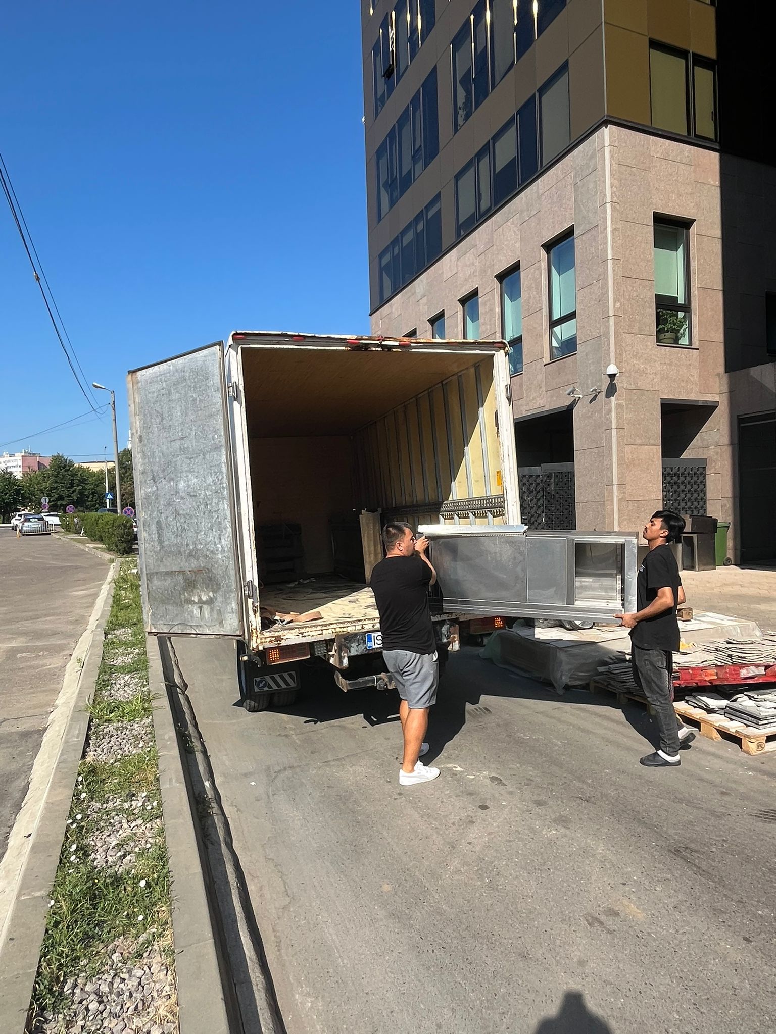 Transport Marfa Iasi - Echipa profesionista de mutari in Iasi